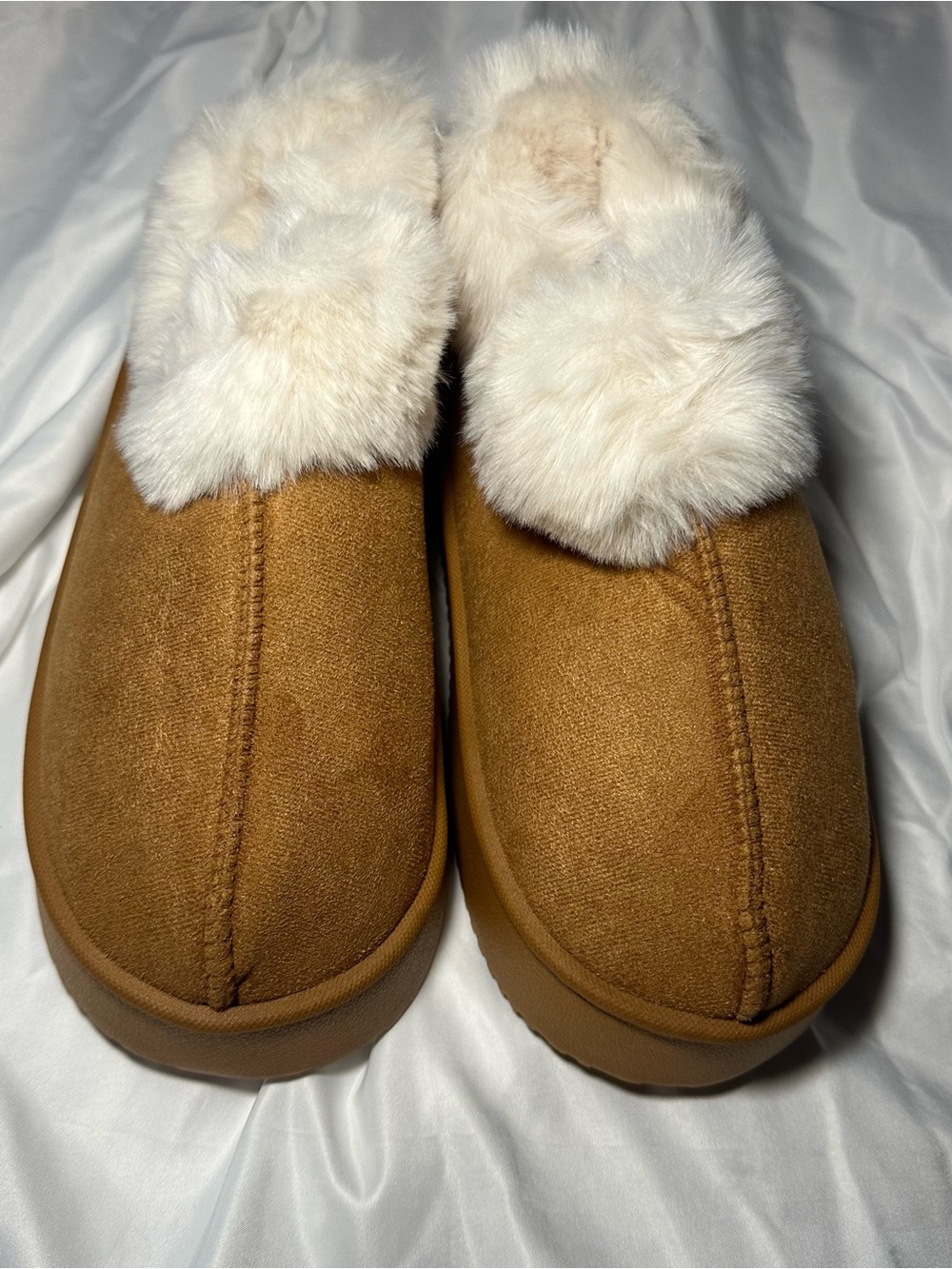 Cozy Faux-Fur Lined Women's Slippers - Chestnut